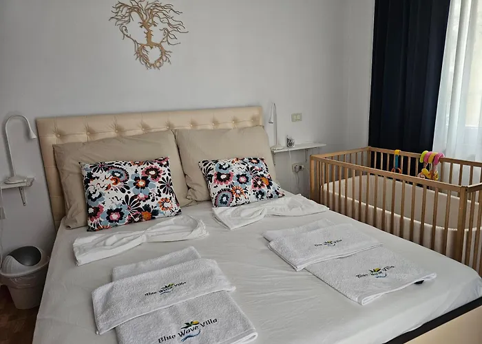 Beachfront Blue Wave In Private Qerret, Albania فيلة *