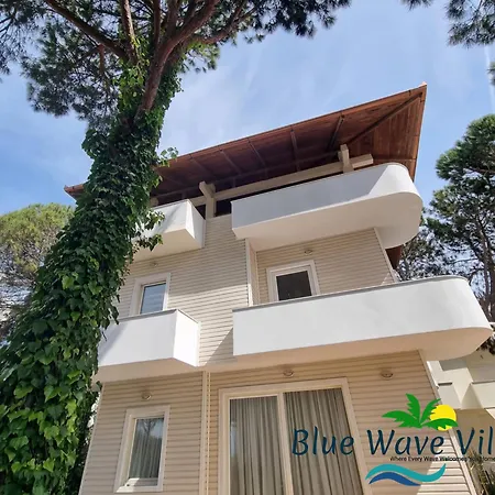 Vila Beachfront Blue Wave In Private Qerret, Albania Golem (Tirana)