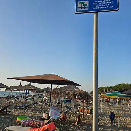 Vila Beachfront Blue Wave In Private Qerret, Albania *