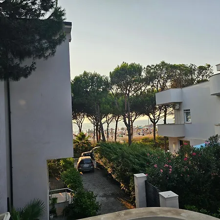 Beachfront Blue Wave In Private Qerret, Albania Vila Golem (Tirana)