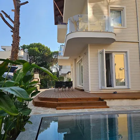 Villa Beachfront Blue Wave With A Private Pool In Qerret, Albania